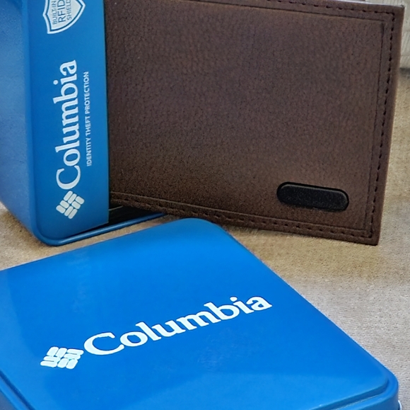 Columbia Wallet NIB - Picture 4 of 9
